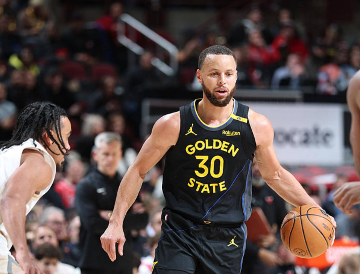 公牛翻盘勇士，浓眉哥关键制胜