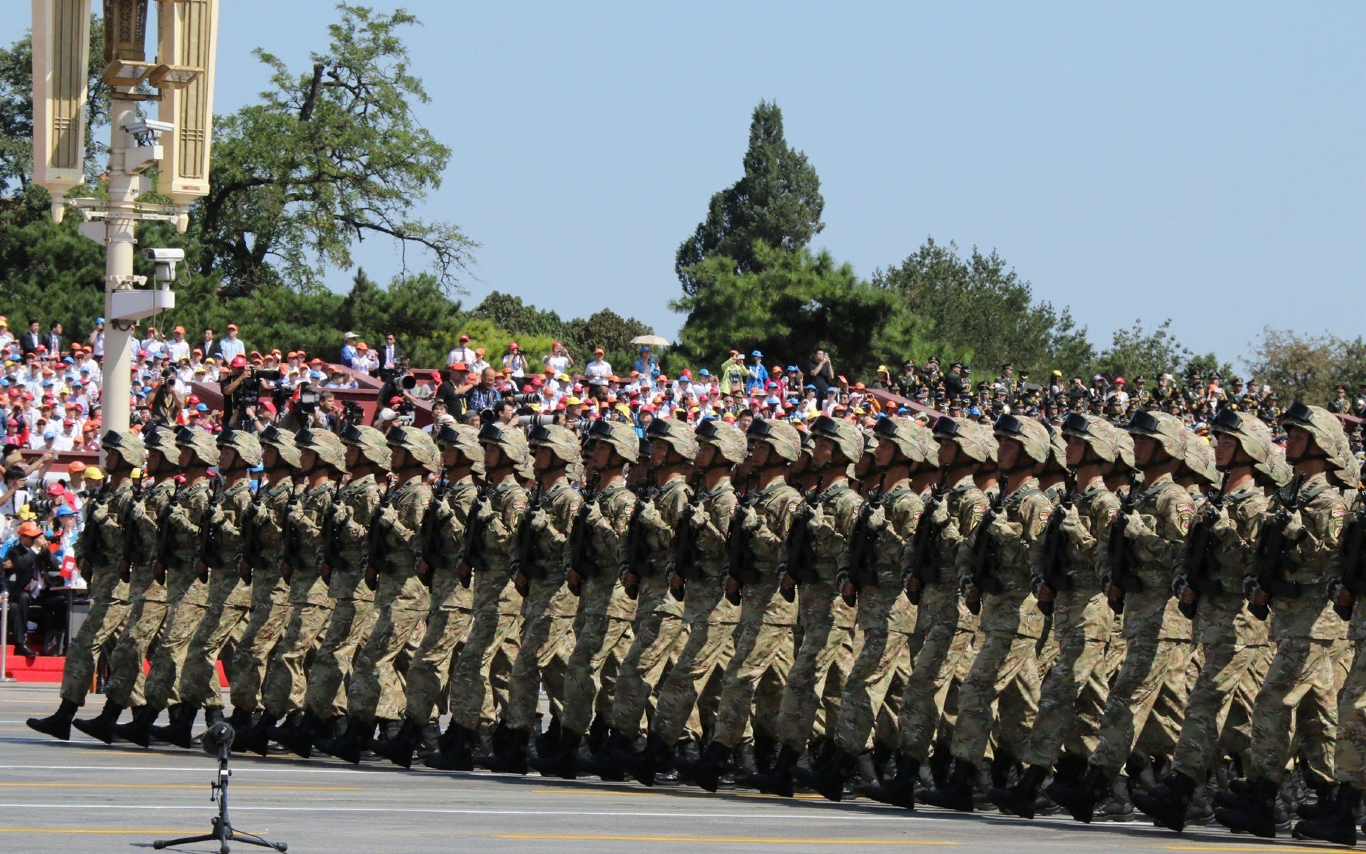 双重变奏,字母哥暴力美学与绿军单节风暴