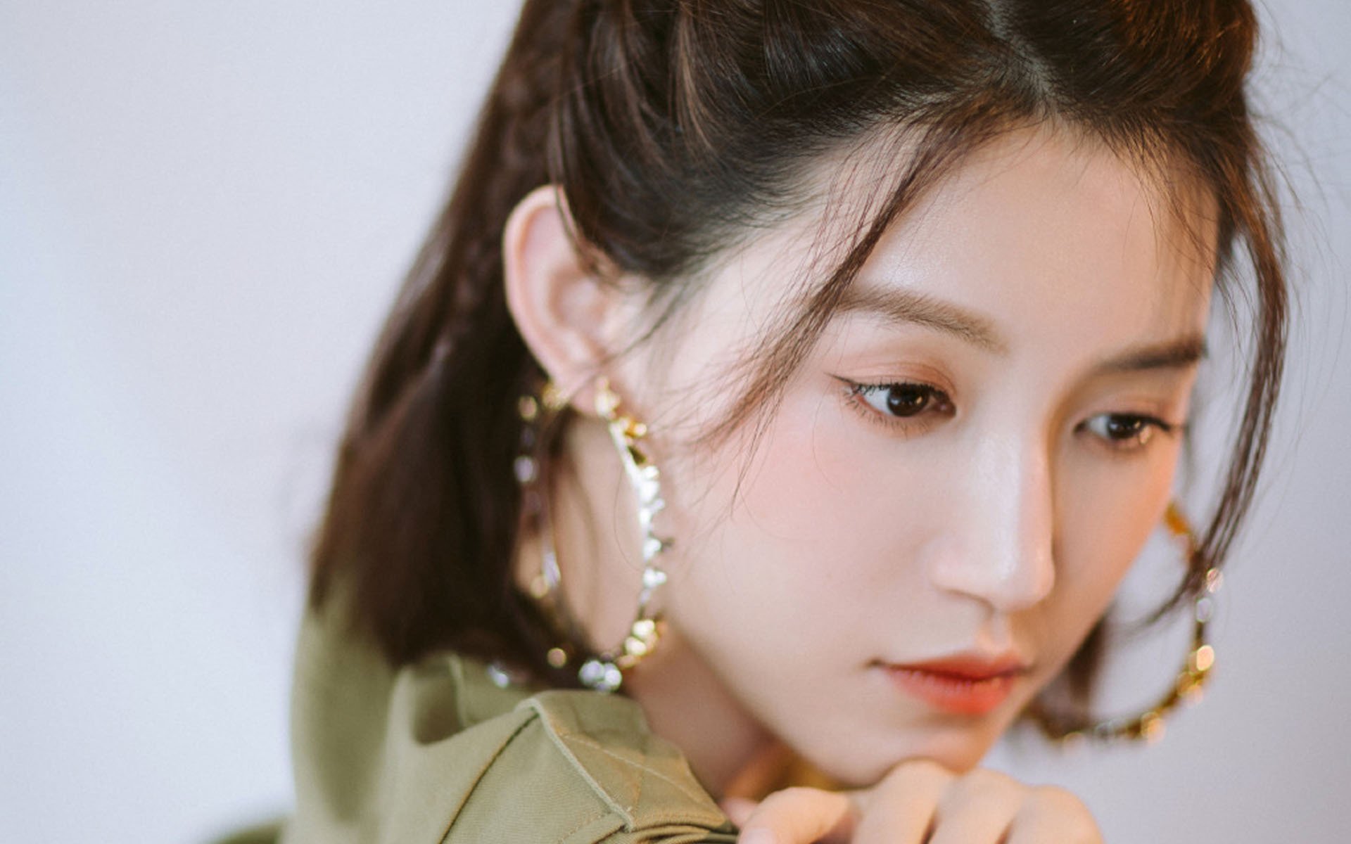 北欧寒夜点亮的西班牙之光,奥亚尔萨瓦尔一脚踢碎芬兰魔咒