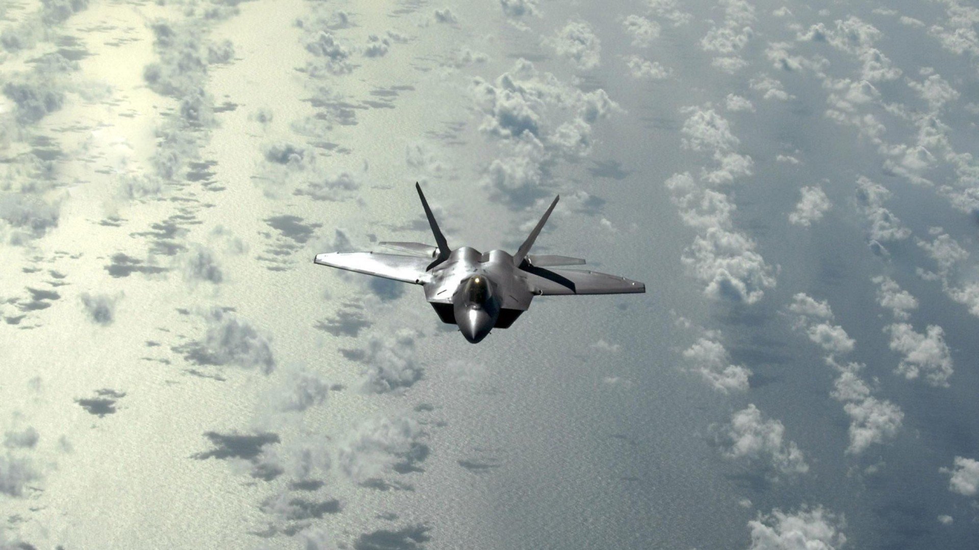 焰火与碾压,莱奥的存在感艺术与葡萄牙的罗马式压迫